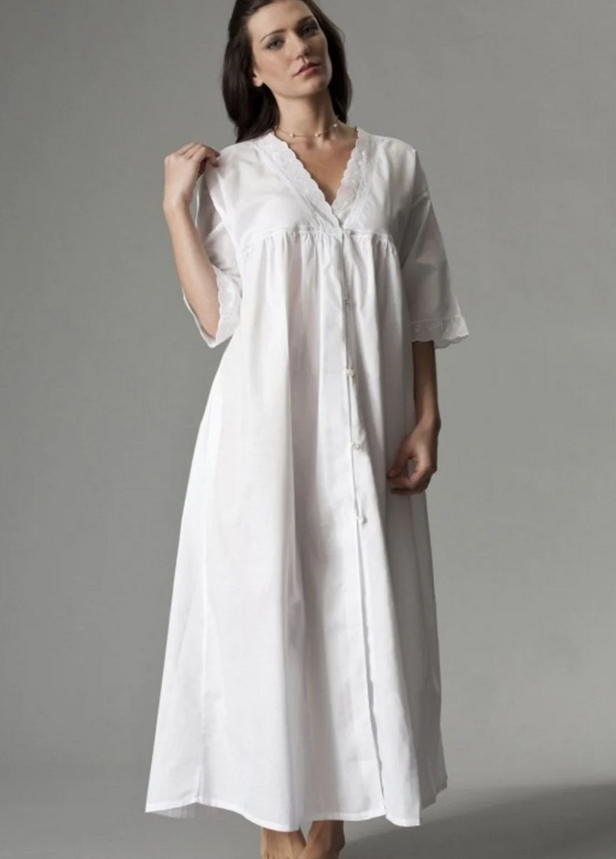 ARUNDINA GOWN 罩衫